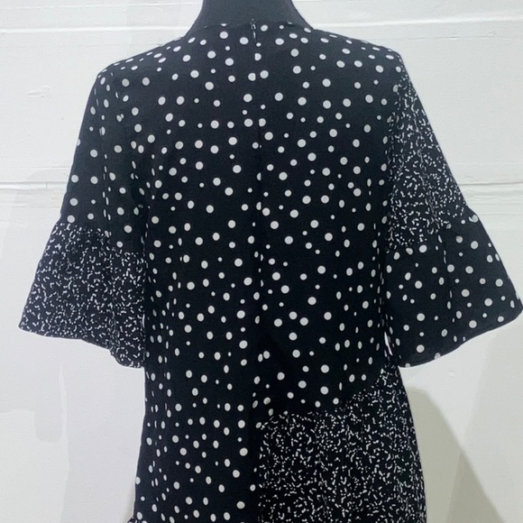 Black and white multi fabric asymmetrical dress - Picture 3 of 9